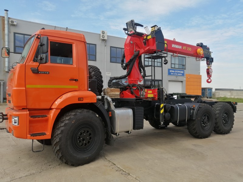 Автомобиль- тягач седельный  438242-02 на шасси КАМАЗ 43118-73094-50 с КМУ ИНМАН IT-150